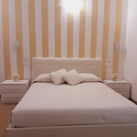 Officina Urban Sleep Bed and breakfast 3*