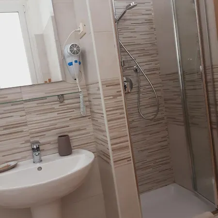 Officina Urban Sleep Bed & Breakfast San Benedetto del Tronto