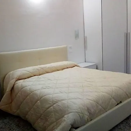 Bed & Breakfast Officina Urban Sleep 3*