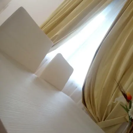 Officina Urban Sleep Bed and breakfast 3*