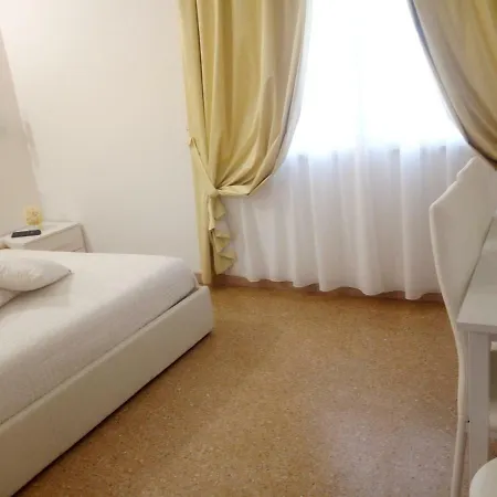 Officina Urban Sleep 3* San Benedetto del Tronto